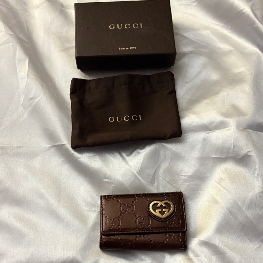 Gucci Chocolate Brown Key Holder with Logo